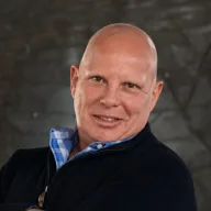 Luis Ovalle Z.